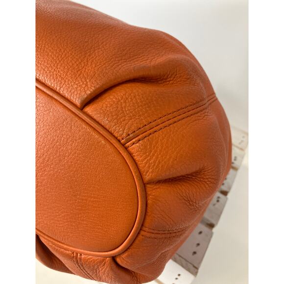 MICHAEL KORS, LARGE ORANGE PEBBLED LEATHER SHOUDLER BAG - Picture 8 of 16